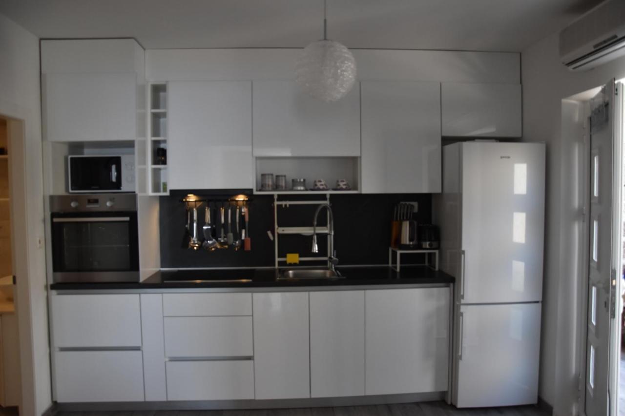 Sunny Summer Apartment
